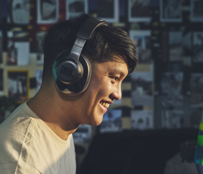 JBL Quantum 360 Wireless: mergulhe no jogo | HARMAN LATAM